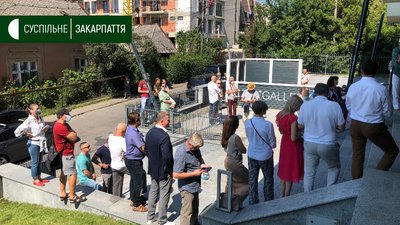 Виставку до Дня Незалежності презентували в галереї "Ілько" в Ужгороді Виставку до Дня Незалежності презентували в галереї "Ілько" в Ужгороді