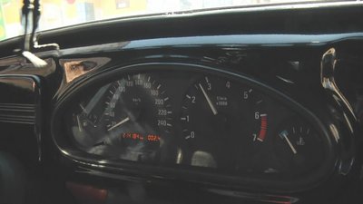 Житомирянин зі старого "Москвича" за п'ять років зробив стильний хот-род Житомирянин зі старого "Москвича" за п'ять років зробив стильний хот-род