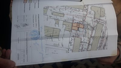 В Івано-Франківську люди протестують проти будівництва 5-поверхівки на місці старої кочегарні В Івано-Франківську люди протестують проти будівництва 5-поверхівки на місці старої кочегарні