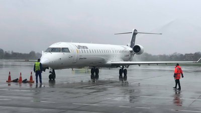 У Львові приземлився перший літак регулярного рейсу із Франкфурта