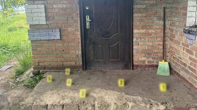 Будинок в селі Риги Лохвицької громади, де сталася стрілянина Будинок в селі Риги Лохвицької громади, де сталася стрілянина