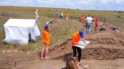 Розкопки, мистецькі аукціони, комікси: чим жила 2021 року культура Херсонщини Розкопки, мистецькі аукціони, комікси: чим жила 2021 року культура Херсонщини