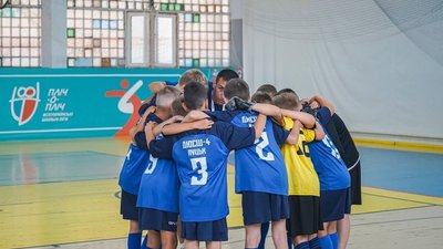 Учасники змагань "Пліч-о-пліч всеукраїнські шкільні ліги"