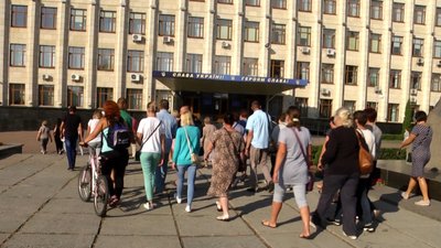 На Житомирщині працівники центру психічного здоров'я протестують, бо 2 місяці не отримують зарплату