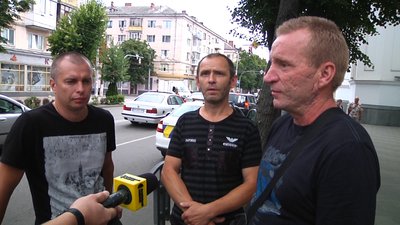 У Житомирі попрощалися з 38-річним військовим Олегом Поплавським У Житомирі попрощалися з 38-річним військовим Олегом Поплавським