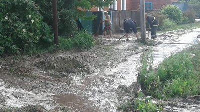 У селищі на Харківщині злива підтопила майже 30 будинків