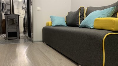 Вимушені переселенці з Києва будують модульні будинки у Чернівецькій області Вимушені переселенці з Києва будують модульні будинки у Чернівецькій області