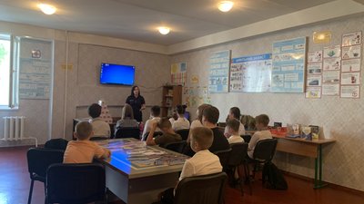 У Дніпрі відкрили перший "клас безпеки": чим він обладнаний У Дніпрі відкрили перший "клас безпеки": чим він обладнаний