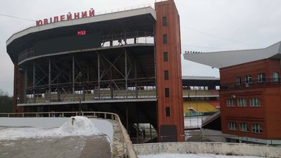 У Сумах 7 мільйонів від продажу стадіону підуть на виплату боргів колишнім машинобудівникам