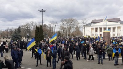 "Це про те, що я сам пережив". Історія новокаховського журналіста та поета Олександра Гунька "Це про те, що я сам пережив". Історія новокаховського журналіста та поета Олександра Гунька