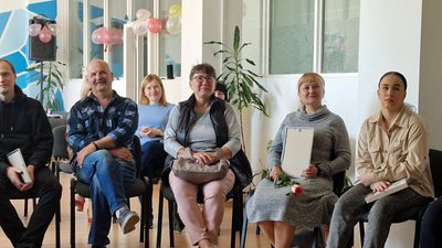 "Плакали навіть чоловіки": у Черкасах організували свято для названих батьків "Плакали навіть чоловіки": у Черкасах організували свято для названих батьків