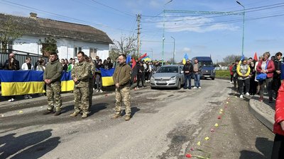 Прощання із бійцем Романом Шугитою, Тернопіль, 16 квітня, 2024 Прощання із бійцем Романом Шугитою, Тернопіль, 16 квітня, 2024