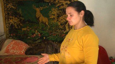 Мати чотирьох дітей з Харківщини, яка евакуювалась на Хмельниччину: «Чоловіка вбило на смерть…він стік кров’ю»