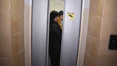 Як не потрапити в ліфтову пастку та що робити, коли ти застряг між поверхами