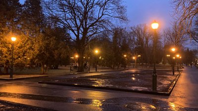 У частині Харкова увімкнули вуличне освітлення