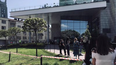 У Львові вдруге за тиждень перевіряють повідомлення про замінування ТРЦ У Львові вдруге за тиждень перевіряють повідомлення про замінування ТРЦ