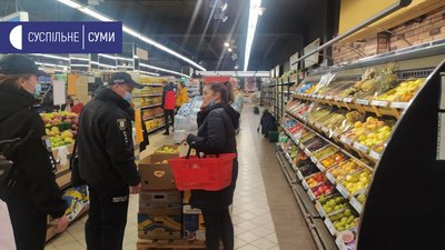 У Сумах перевіряли маршрутки та торговельні центри на дотримання карантинних вимог У Сумах перевіряли маршрутки та торговельні центри на дотримання карантинних вимог