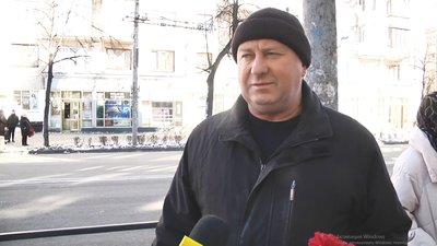 У Житомирі попрощалися з 26-річним військовослужбовцем Олександром Морозом