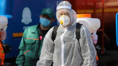 Одеські вулиці дезінфікують близько 90 одиниць техніки