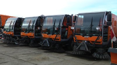 500 робітників, 20 тонн суміші: в Одесі готуються до снігопадів