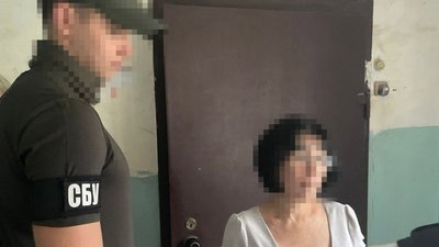У Запоріжжі затримали адвокатку, яка продавала фіктивні меддовідки — СБУ