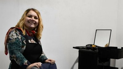 У Приютівській громаді на Кіровоградщині працює виїзна перукарня