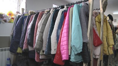 Речі безкоштовно: в тернопільський магазин щодня приходить сотня людей