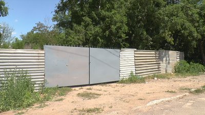 Миколаївці виступають проти забудівлі в “зеленій зоні” вулиці Леваневців Миколаївці виступають проти забудівлі в “зеленій зоні” вулиці Леваневців