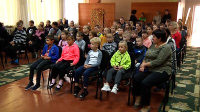 У Житомирі презентували чат-бот, завдяки якому можна опанувати мову жестів У Житомирі презентували чат-бот, завдяки якому можна опанувати мову жестів