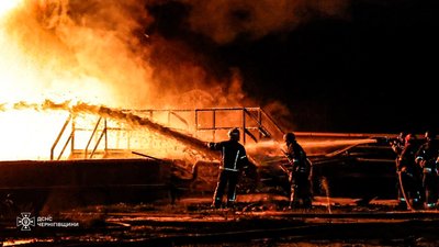 Атака на Ніжинський район: росіяни дронами атакували об’єкт цивільної інфраструктури 