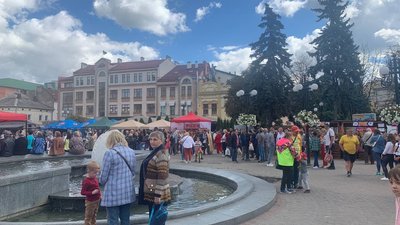 "Печемо з любов’ю". В Івано-Франківську стартував фестиваль "Свято хліба" "Печемо з любов’ю". В Івано-Франківську стартував фестиваль "Свято хліба"