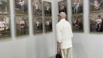 У Полтаві створили календарі зі фотографіями дітей із синдромом Дауна У Полтаві створили календарі зі фотографіями дітей із синдромом Дауна