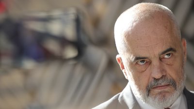 Статус кандидата до ЄС, 9 млрд євро допомоги та європейська родина: що Україна здобула на саміті Євроради