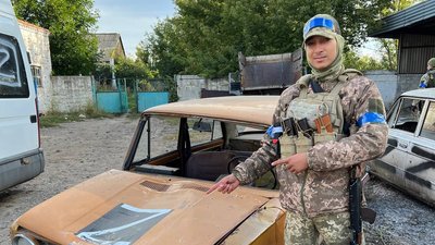 «Одягни шапку, а він мені "ну мам, ми ж в армії"». Військова психологиня з Чернівців з синами поїхала на фронт «Одягни шапку, а він мені "ну мам, ми ж в армії"». Військова психологиня з Чернівців з синами поїхала на фронт