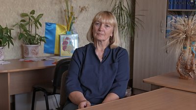 "Приходжу в школу, дивлюсь на портрет, вітаюся з ним" — дружина загиблого вчителя-військовослужбовця з Волині "Приходжу в школу, дивлюсь на портрет, вітаюся з ним" — дружина загиблого вчителя-військовослужбовця з Волині