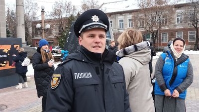 У Тернополі провели акцію "Чуйність перемагає насильство" У Тернополі провели акцію "Чуйність перемагає насильство"