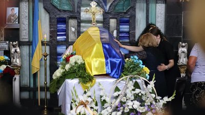 На Тернопільщині попрощалися з двома військовослужбовцями