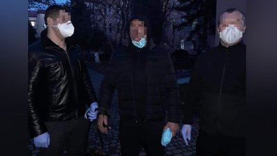 В Ужгороді затримали чоловіка, який перебував у розшуку