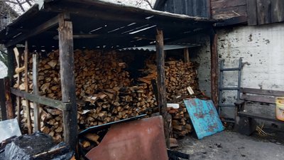 Вночі у Житомирі загорівся продуктовий магазин Вночі у Житомирі загорівся продуктовий магазин