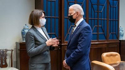 Тихановська зустрілася з Байденом у Білому домі