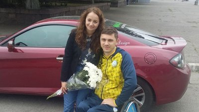 У Миколаєві зустріли учасника паралімпійських ігор Олега Науменка У Миколаєві зустріли учасника паралімпійських ігор Олега Науменка