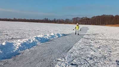 У громаді на Волині вперше відбулися змагання з бігу на ковзанах У громаді на Волині вперше відбулися змагання з бігу на ковзанах