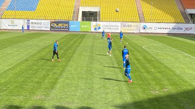 Сумчани та франківці зустрілися у матчі чемпіонату України з футболу Сумчани та франківці зустрілися у матчі чемпіонату України з футболу