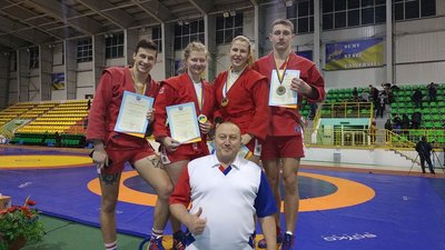 Спортсмени з Луганщини здобули вісім нагород чемпіонату України з самбо