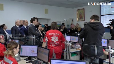 Прем’єр-міністр Гончарук вперше з робочим візитом відвідав Полтавщину Прем’єр-міністр Гончарук вперше з робочим візитом відвідав Полтавщину