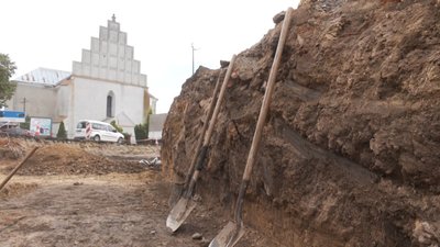 Археологічні розкопки у селищі Куликів