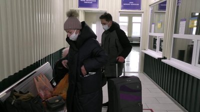 На КПВВ з окупованим Кримом нова послуга: проводять експрес-тести на COVID-19 На КПВВ з окупованим Кримом нова послуга: проводять експрес-тести на COVID-19