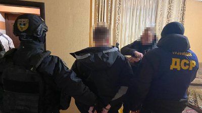 Викрали майна на 1,4 мільйона: у Ніжині затримали трьох підозрюваних у серії крадіжок на території двох областей Викрали майна на 1,4 мільйона: у Ніжині затримали трьох підозрюваних у серії крадіжок на території двох областей