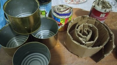На Тернопільщині студенти виготовили окопні На Тернопільщині студенти виготовили окопні
