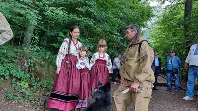 У Холодному Яру вшанували героїв У Холодному Яру вшанували героїв
